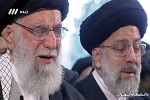 اشک های امام خامنه ای در هنگام اقامه نماز بر پیکر شهدای جبهه مقاومت - خبرگزاری افغان ایرکا