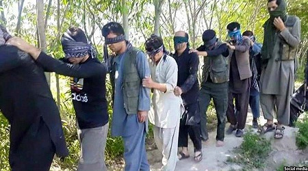 رهایی 17 تن از 30 مسافر ربوده شده در شاهراه قندهار ارزگان - خبرگزاری افغان ایرکا