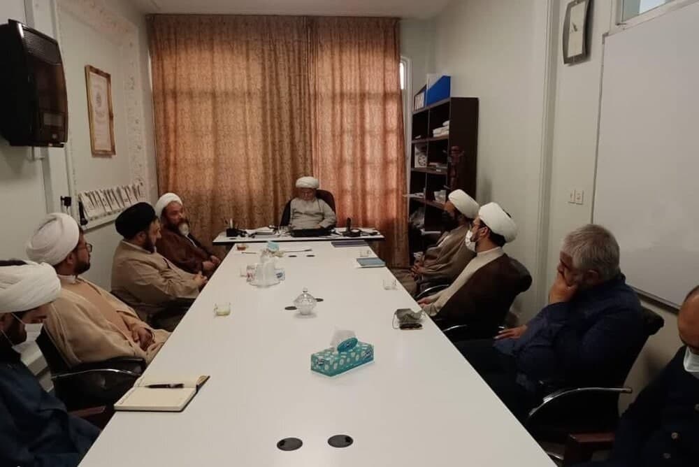 تمایز دیدگاه شیعه با طالبان در فریضه امر به معروف ونهی از منکر تبیین شود - تصویر دوم خبر
