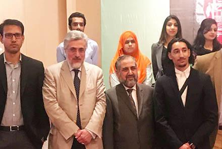  حکومت: اظهارات خلاف منافع ملی از سوی گیلانی بررسی می شوند  - خبرگزاری افغان ایرکا