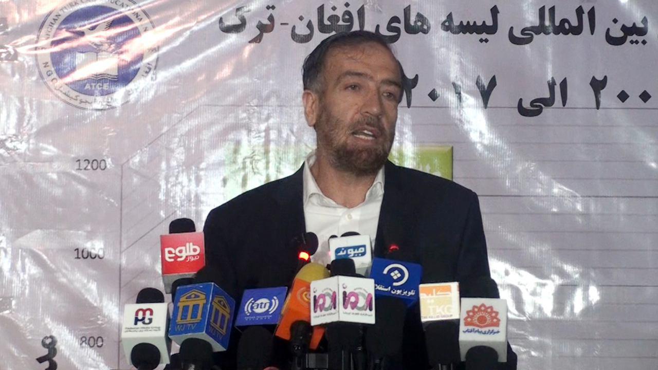 واکنش برخی از شخصیت های کشور به هجوم دیپلمات های ترکیه به مکتب افغان - ترک - تصویر دوم خبر