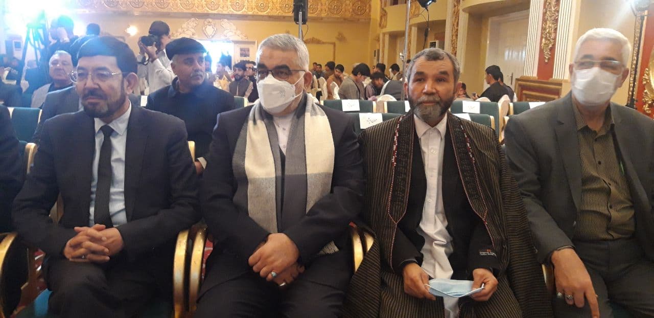 سومین دور جشن فارغ التحصیلی دانشجویان ماستری دانشگاه آزاد اسلامی در کابل برگزار گردید - خبرگزاری افغان ایرکا
