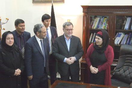 معاون دوم رییس جمهور حکومت را در بهره برداری از معادن ناتوان میداند - خبرگزاری افغان ایرکا