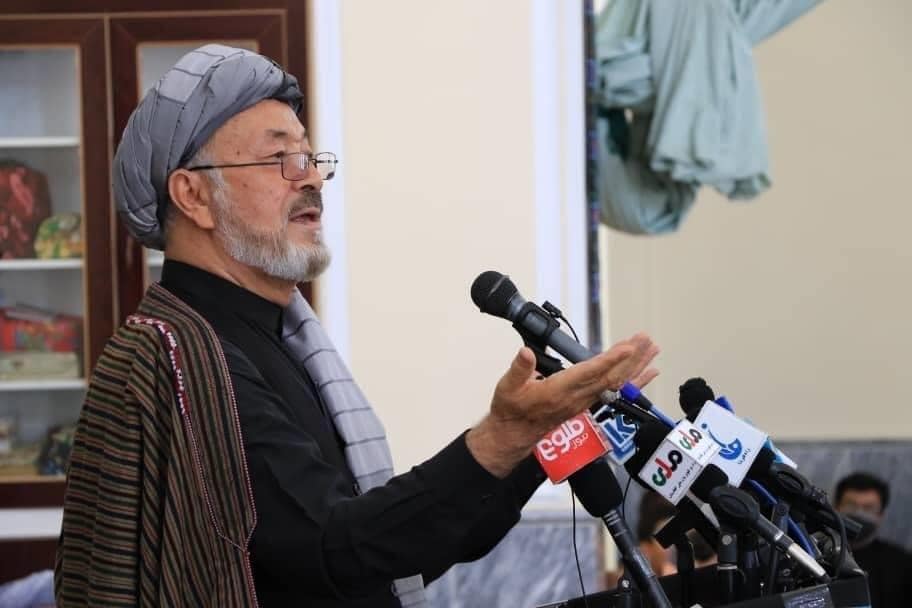 کریم خلیلی: فرصت های طلایی صلح توسط حکومت سوختانده شد - خبرگزاری افغان ایرکا