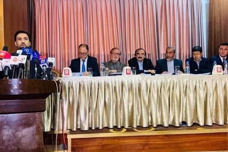 هفت حزب مطرح سیاسی: به حلقات و اشخاص اجازه ی به چالش کشیدن روند صلح داده نشود  - خبرگزاری افغان ایرکا