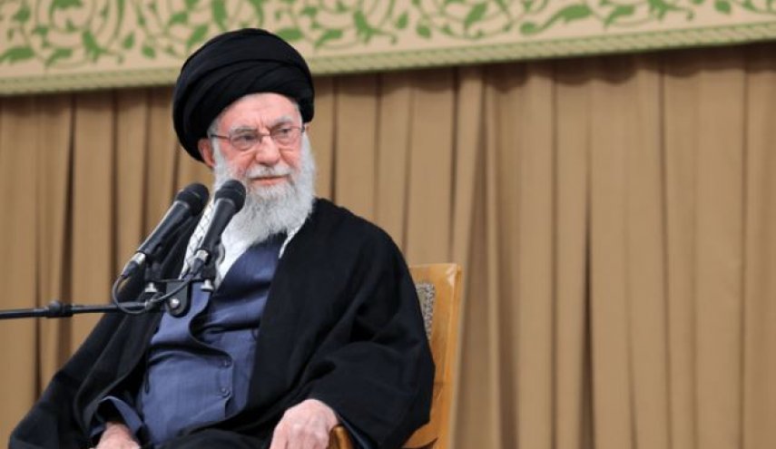 حمایت بیش از 100 نفر از علمای جهان اسلام از رهبر معظم انقلاب  - خبرگزاری افغان ایرکا