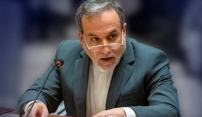 عراقچی خطاب به نماینده امارات: شما شریک فعال تجاوز به ایران بودید