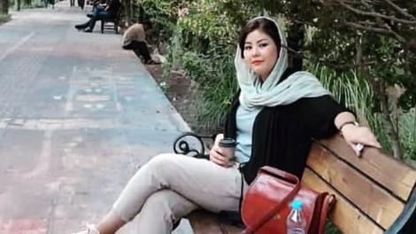 فعال حقوق کودکان : «کبری غلامی» به آغوش خانواده اش در ایران برگشت - خبرگزاری افغان ایرکا