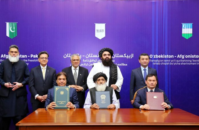 طالبان، پاکستان و ازبکستان توافق نامه سه جانبه خط آهن امضا کردند