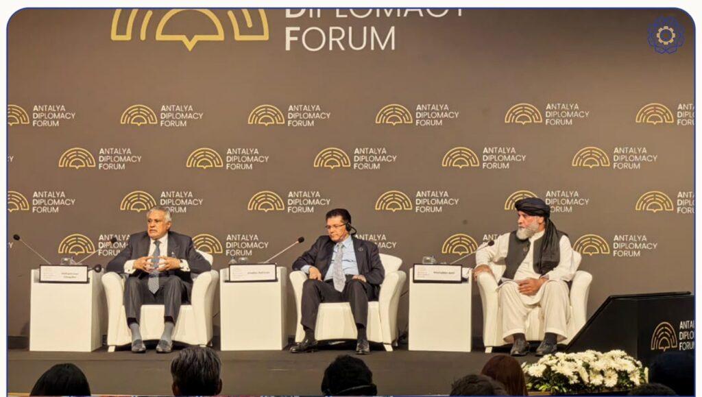 عزیزی: با وجود گرانی جهانی، بازار نفت و گاز در افغانستان با ثبات مانده است - خبرگزاری افغان ایرکا