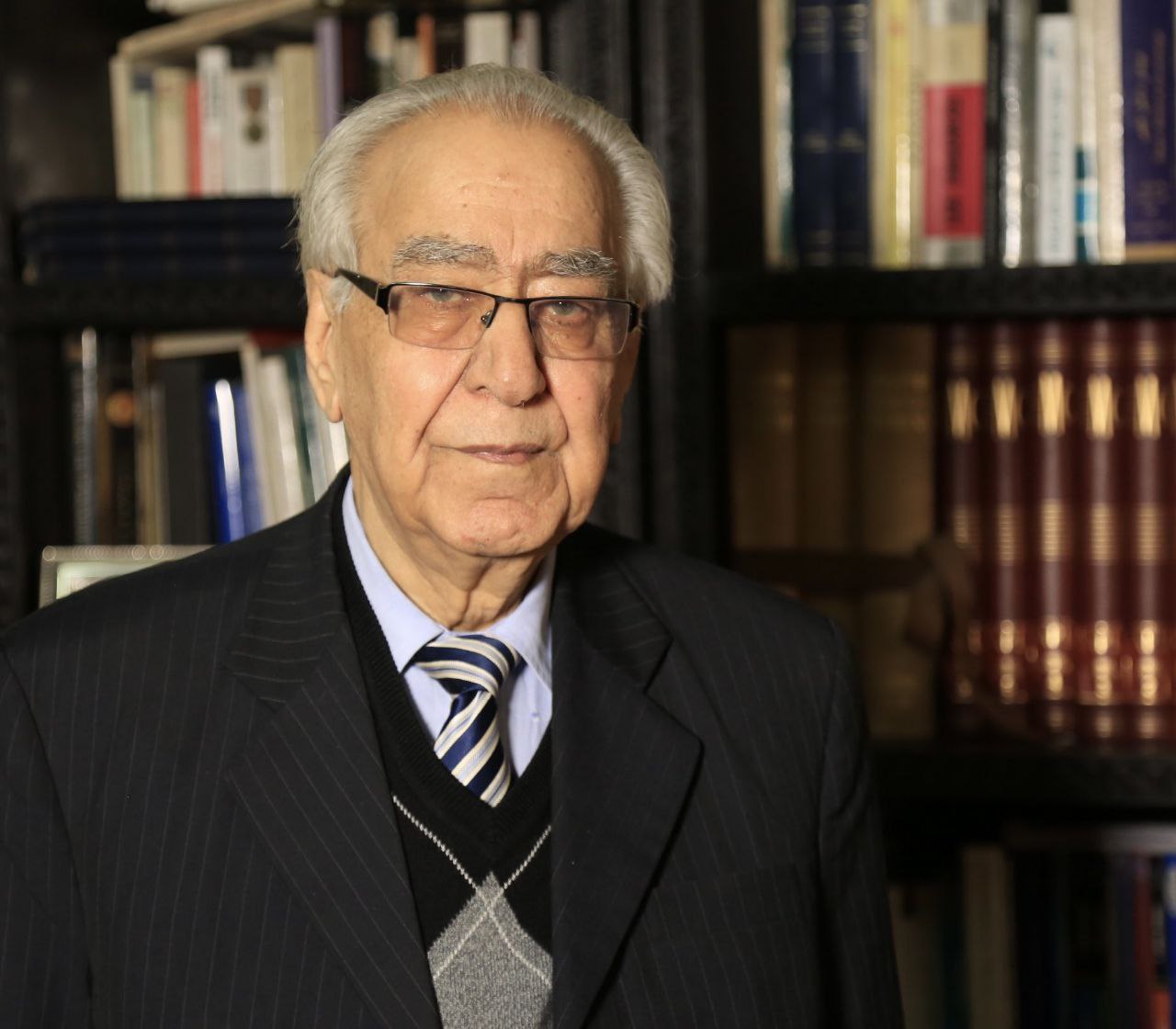 ‏عبدالحمید مبارز، روزنامه نگار پیش کسوت افغانستان درگذشت - خبرگزاری افغان ایرکا