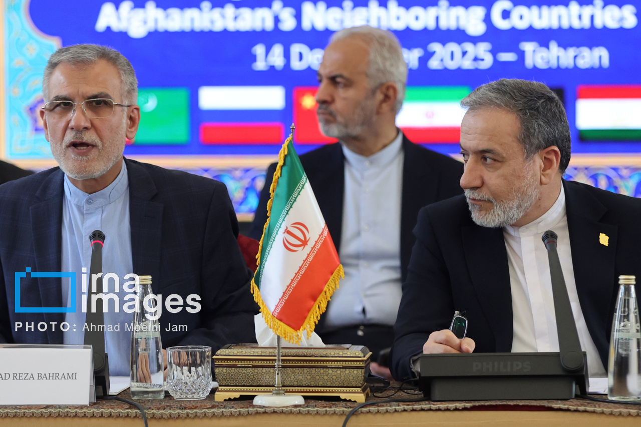 محمدرضا بهرامی: عدم حضور افغانستان در نشست تهران تأثیری بر روابط دوجانبه ندارد محمدرضا بهرامی: عدم حضور افغانستان در نشست تهران تأثیری بر روابط دوجانبه ندارد