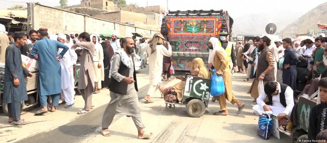 بازگشت 580 خانواده مهاجر به افغانستان؛ افزایش موج اخراج ها از ایران و پاکستان بازگشت 580 خانواده مهاجر به افغانستان؛ افزایش موج اخراج ها از ایران و پاکستان