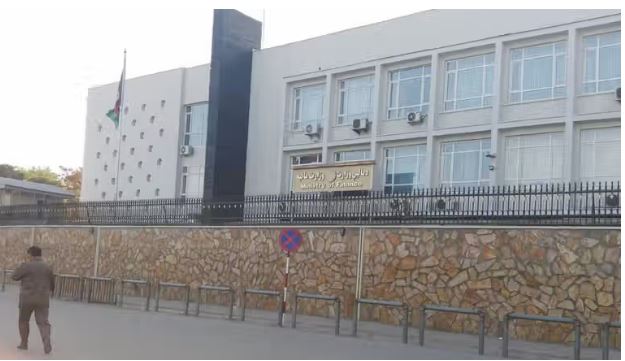 رشد درآمدهای طالبان در پنج سال؛ مالیات، گمرک و معادن مهم ترین منابع درآمدی 14 میلیارد دالری رشد درآمدهای طالبان در پنج سال؛ مالیات، گمرک و معادن مهم ترین منابع درآمدی 14 میلیارد دالری