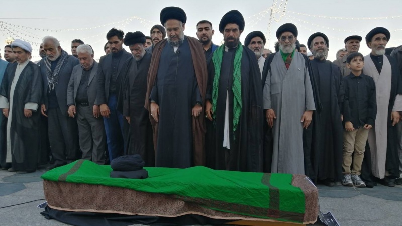 مراسم تشییع پیکر حجت الاسلام هادی در حرم مطهر رضوی برگزار شد