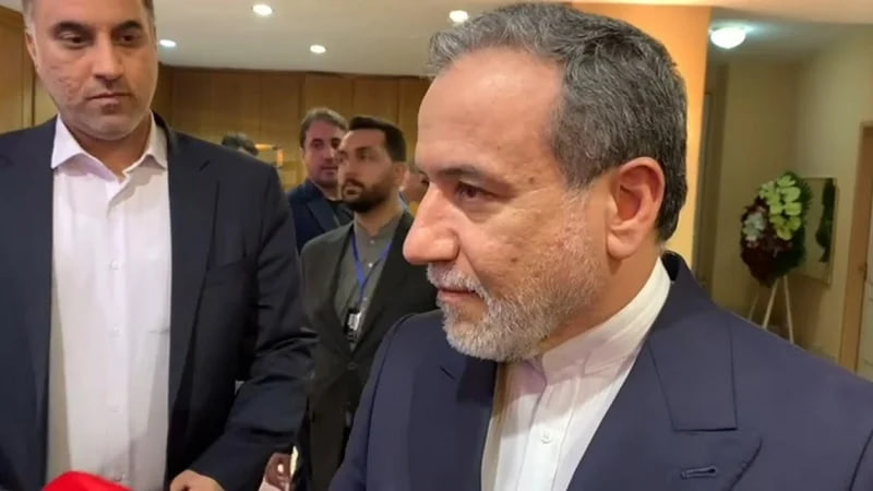  عراقچی: شرکت ایران در ادامه مذاکرات با آمریکا در حال بررسی است