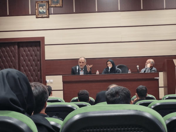 چرا مردم افغانستان در برابر طالبان نایستادند؟