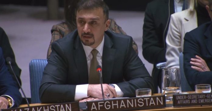 فایق: شکل گیری حکومت فراگیر تنها راه حل بحران افغانستان است