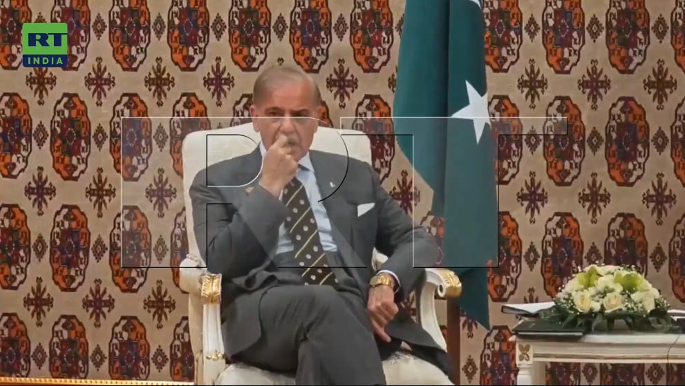 سنگ روی یخ شدن؛ خودداری پوتین از دیدار دوجانبه با نخست وزیر پاکستان سنگ روی یخ شدن؛ خودداری پوتین از دیدار دوجانبه با نخست وزیر پاکستان