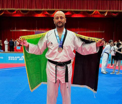 کاپیتان پیشین تیم تکواندو افغانستان، لیسانس داوری بین المللی دریافت کرد