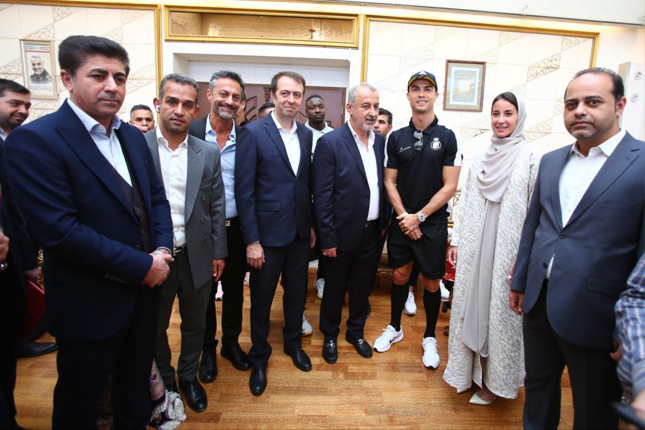 ‏رونالدو با تیم النصر وارد تهران شد