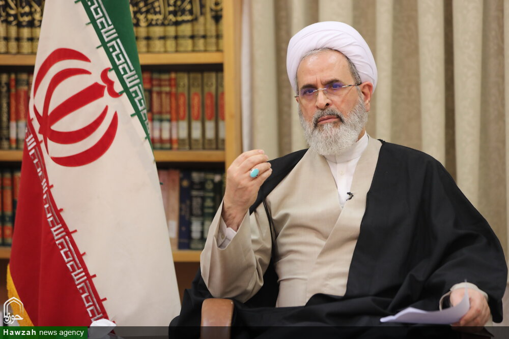 مدیر حوزه های علمیه ایران: هرگونه جسارت به مراجع عظام طوفان خشم آزادگان را در پی دارد