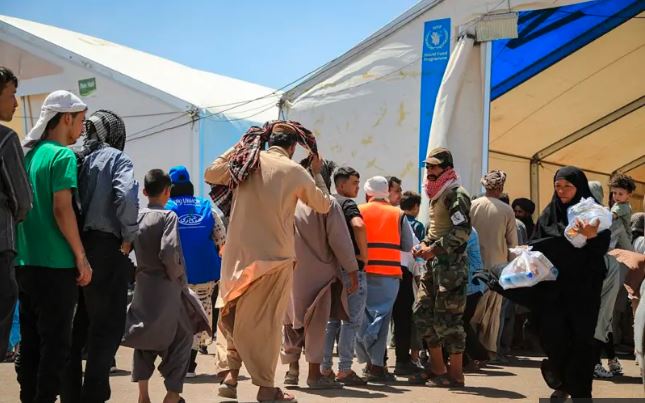 طالبان مانع کار زنان در مرز اسلام قلعه شد؛ سازمان ملل فعالیتش را متوقف کرد