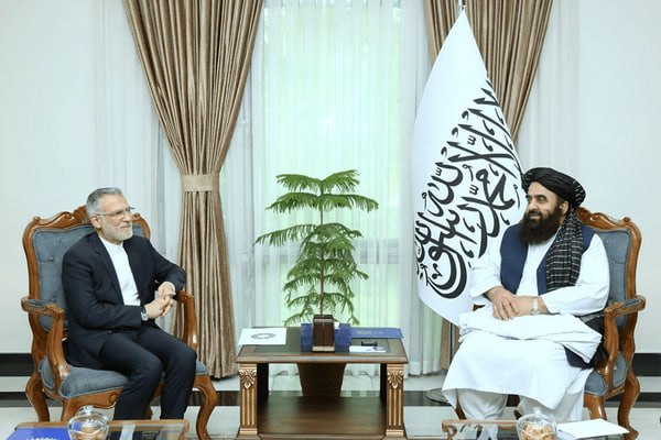 ایران از وزیر خارجه طالبان برای سفر به تهران دعوت کرد ایران از وزیر خارجه طالبان برای سفر به تهران دعوت کرد