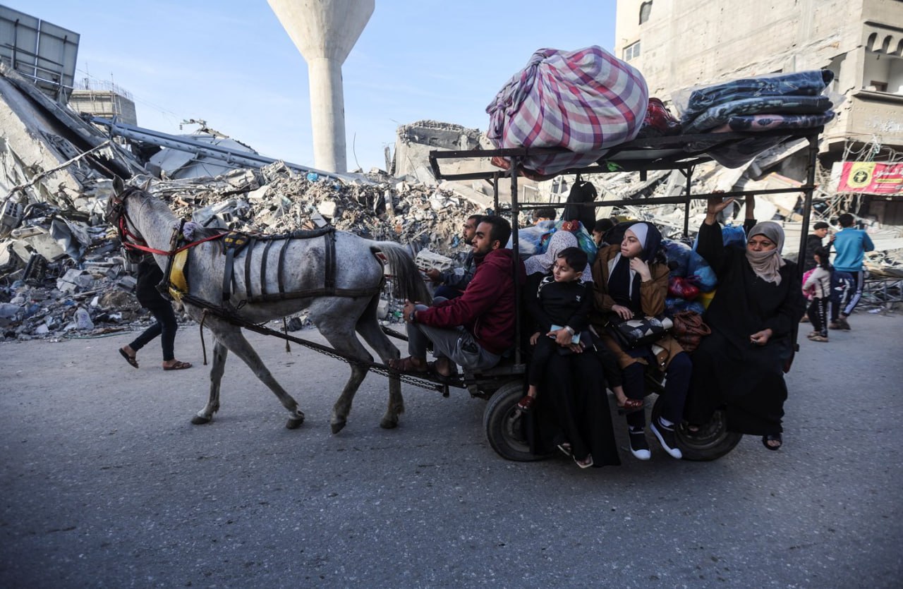  بازگشت گسترده فلسطینی ها به شمال نوار غزه با وجود تهدیدها و هشدارهای رژیم موقت صهیونیستی