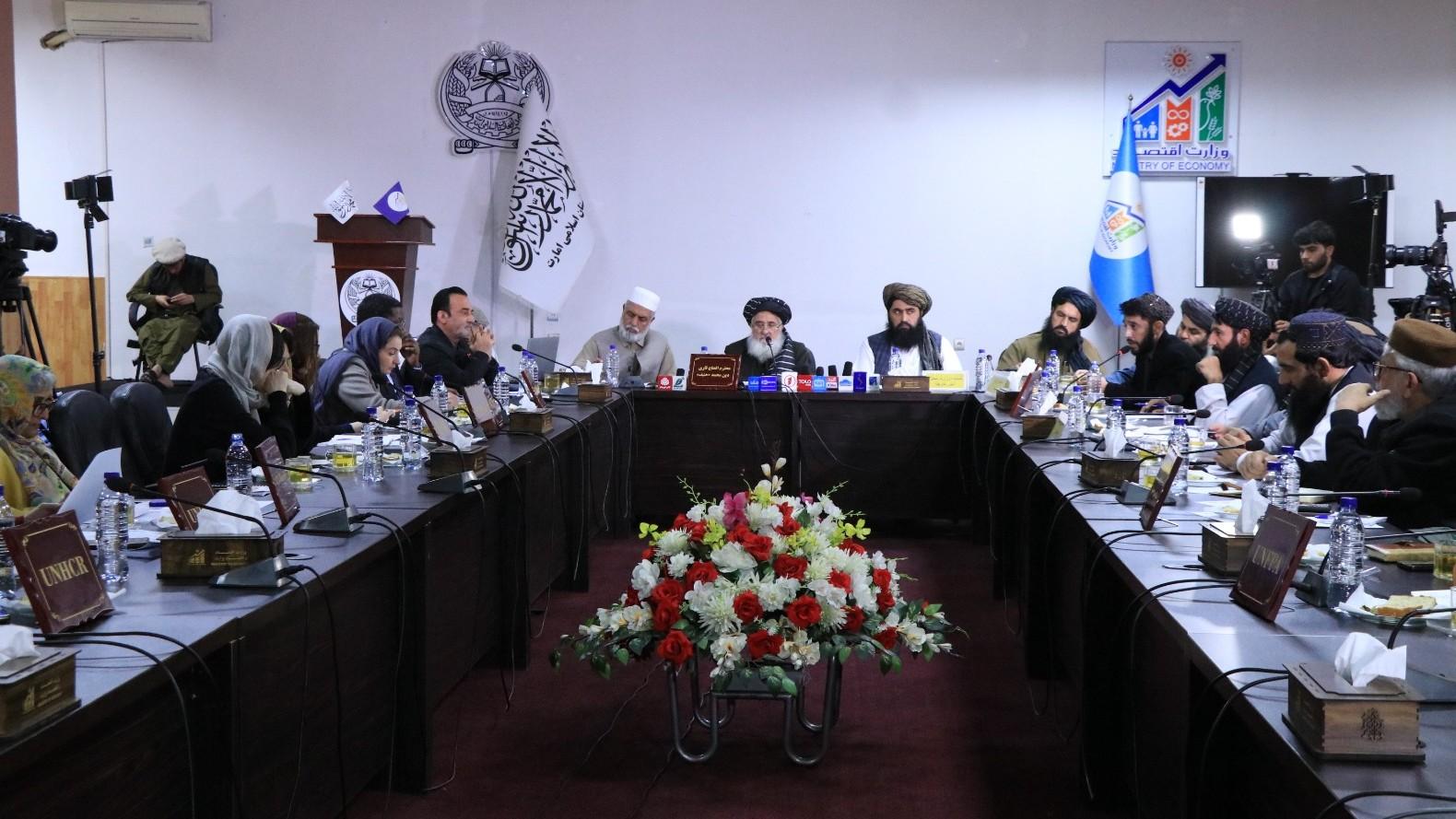 وزارت اقتصاد طالبان: تاکنون بیش از 27 هزار خانواده در 9 ولایت کشور در اثر حملات پاکستان بی جا شده اند - خبرگزاری افغان ایرکا