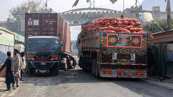 بازار افغانستان از دست پاکستان رفت؛ رقبای منطقه ای پیشروی کردند