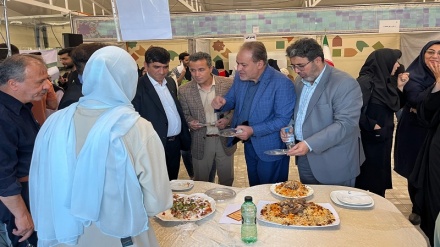  جشنواره غذاهای محلی و بین المللی؛ بوی منتو و قابلی در دانشگاه فردوسی پیچید