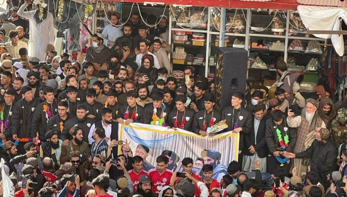 تصاویر؛ استقبال پرشور از قهرمانان فوتسال آسیا در خوست و پکتیا