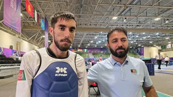 کاپیتان بیمار در فینال دلاورانه جنگید؛ نقره ارزشمند محسن رضایی برای تکواندوی افغانستان کاپیتان بیمار در فینال دلاورانه جنگید؛ نقره ارزشمند محسن رضایی برای تکواندوی افغانستان