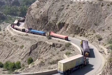 پاکستان انتقالات ترانزیتی با افغانستان را متوقف کرد پاکستان انتقالات ترانزیتی با افغانستان را متوقف کرد