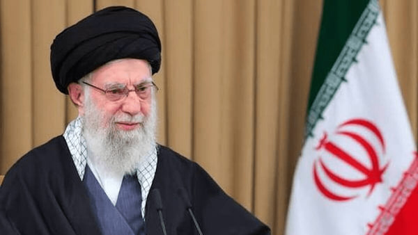 رهبر معظم انقلاب اسلامی در محل کارشان در بیت رهبری به شهادت رسیدند - خبرگزاری افغان ایرکا