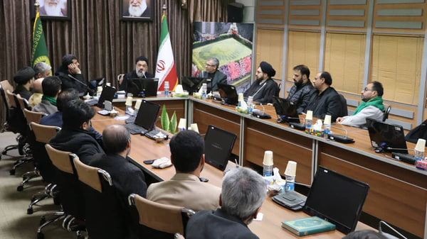 نشست مداحان افغانستانی مقیم مشهد با حضور حاج محمود کریمی و حاج مهدی رسولی - خبرگزاری افغان ایرکا