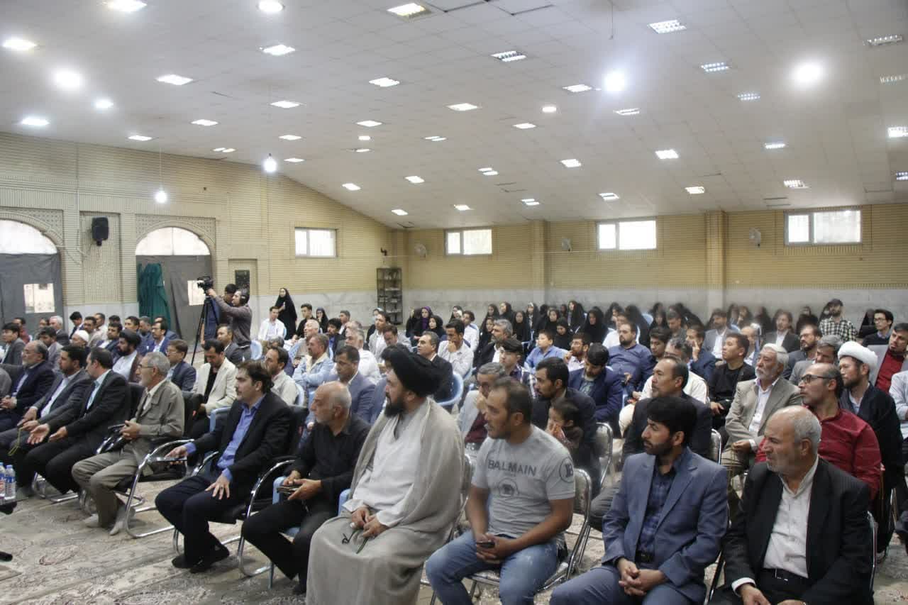  اولین نمایشگاه دستاوردها و توانمندی های مهاجران خارجی در قم