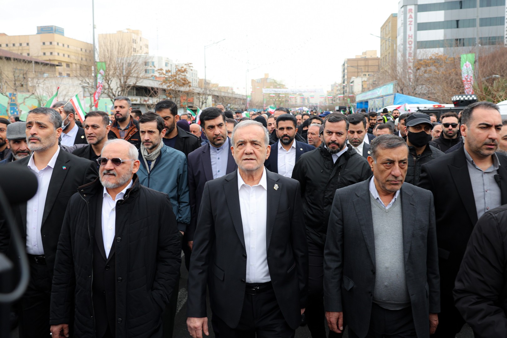 پیام ایران به همسایگان: امنیت منطقه را بدون دخالت بیگانگان تأمین کنیم  - گالری تصاویر خبر