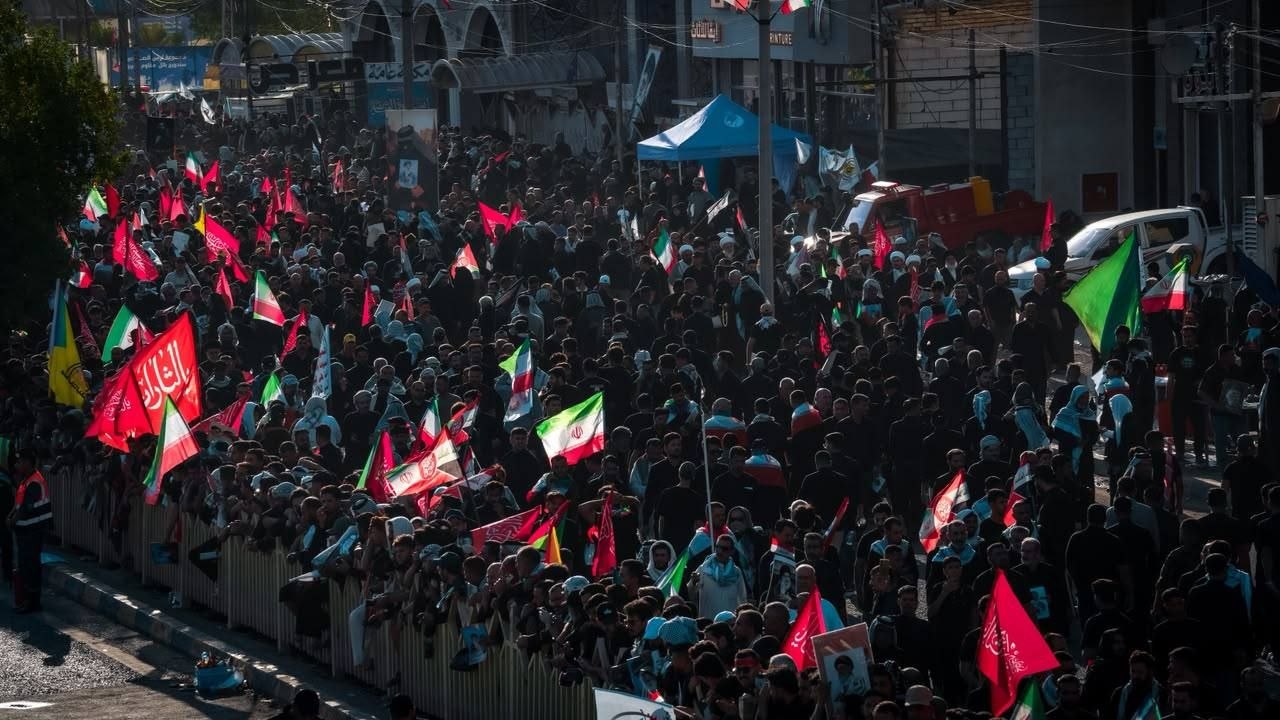تشییع پیکر رهبر شهید ایران از نجف تا کربلا - گالری تصاویر خبر