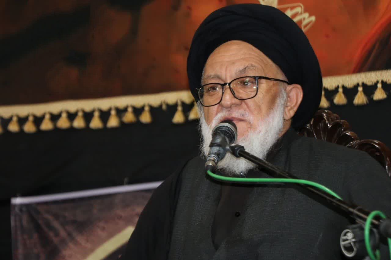 بزرگداشت رهبر شهید انقلاب اسلامی در قم؛ تأکید مهاجران افغانستانی بر وحدت و مقابله با استکبار - گالری تصاویر خبر