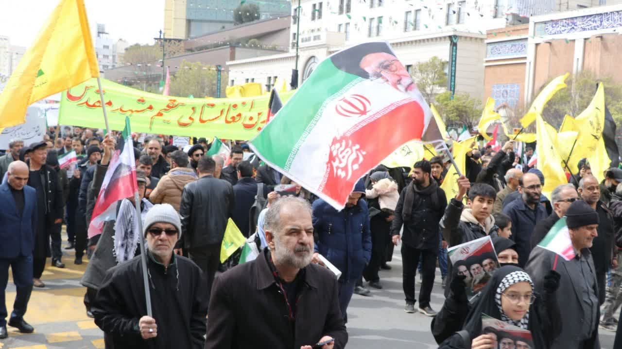 حضور پر شور مهاجرین افغانستان مقیم ایران در راهپیمایی روز جهانی قدس  - گالری تصاویر خبر