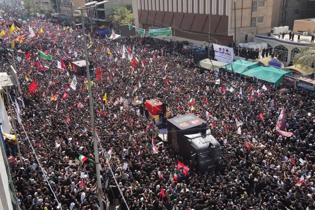 تشییع پیکر رهبر شهید ایران از نجف تا کربلا - گالری تصاویر خبر