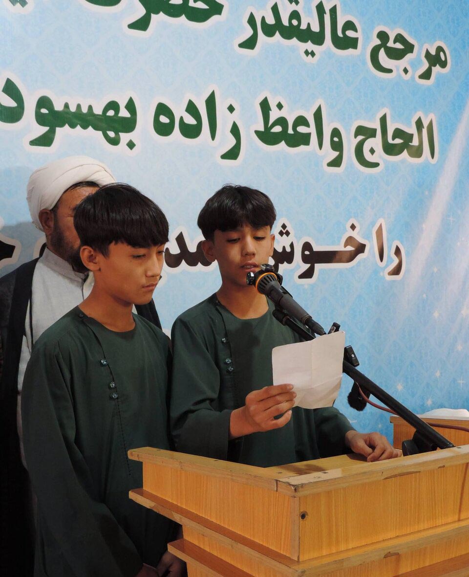 آیت الله واعظ زاده بهسودی: مشکلات شیعیان را از راه گفت وگو با مقام ها پی گیری می کنم  - گالری تصاویر خبر