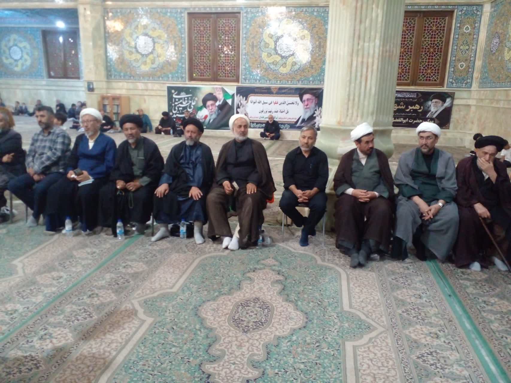 بزرگداشت رهبر شهید انقلاب اسلامی در قم؛ تأکید مهاجران افغانستانی بر وحدت و مقابله با استکبار - گالری تصاویر خبر
