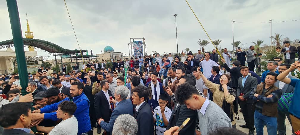 برگزاری آیین سنتی «جهنده بالا» منتسب به امام علی(ع) از سوی مهاجرین در تهران - گالری تصاویر خبر