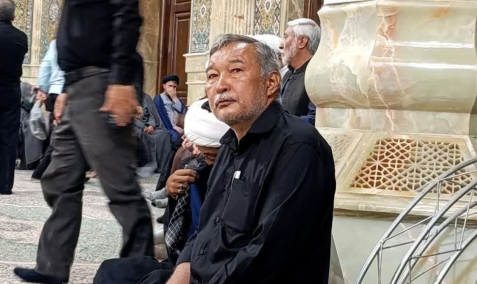 بزرگداشت رهبر شهید انقلاب اسلامی در قم؛ تأکید مهاجران افغانستانی بر وحدت و مقابله با استکبار - گالری تصاویر خبر