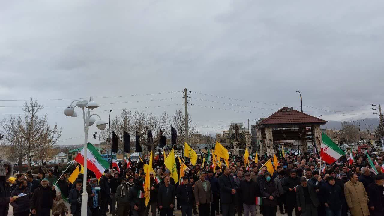 حضور پر شور مهاجرین افغانستان مقیم ایران در راهپیمایی روز جهانی قدس  - گالری تصاویر خبر