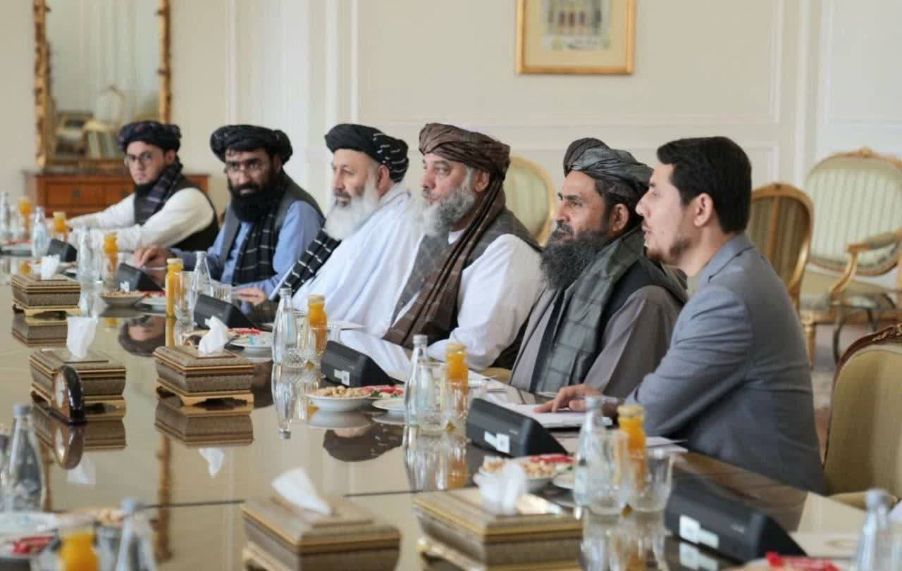 دیدار وزیر امور خارجه ایران با معاون نخست وزیر طالبان