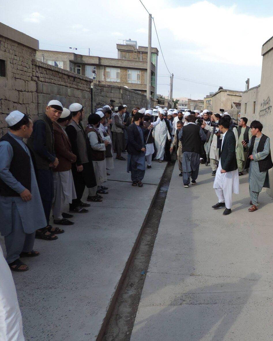 آیت الله واعظ زاده بهسودی: مشکلات شیعیان را از راه گفت وگو با مقام ها پی گیری می کنم  - گالری تصاویر خبر